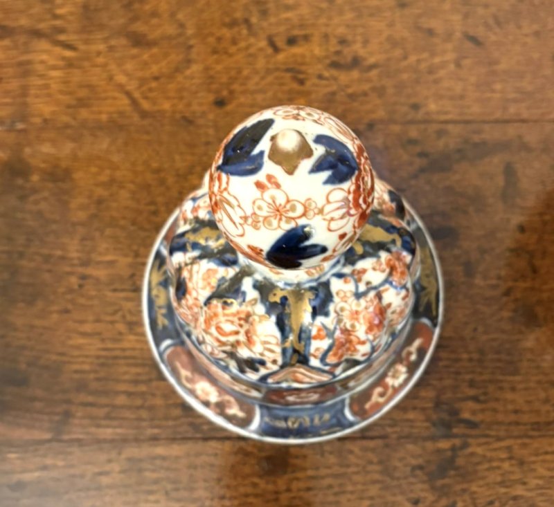 Pair of Quality Antique Japanese Imari Lidded Vases